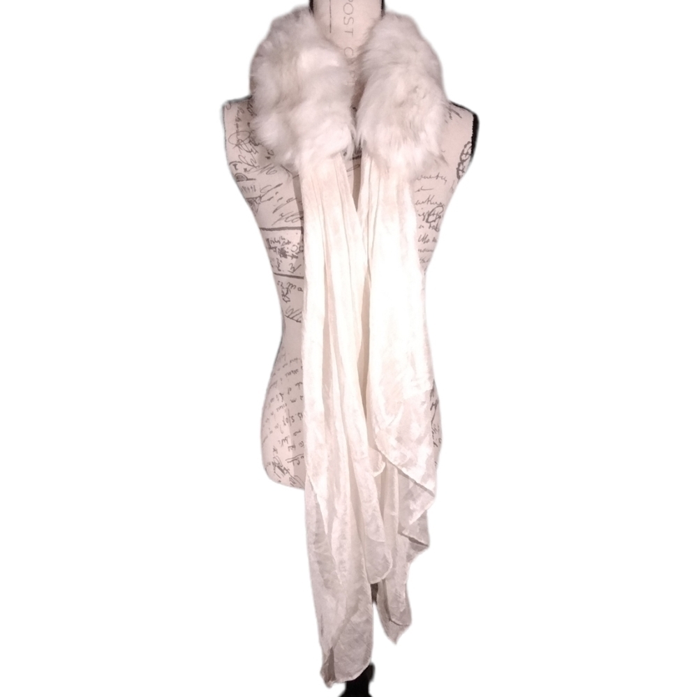 Faux Fur Detachable Scarf NWOT